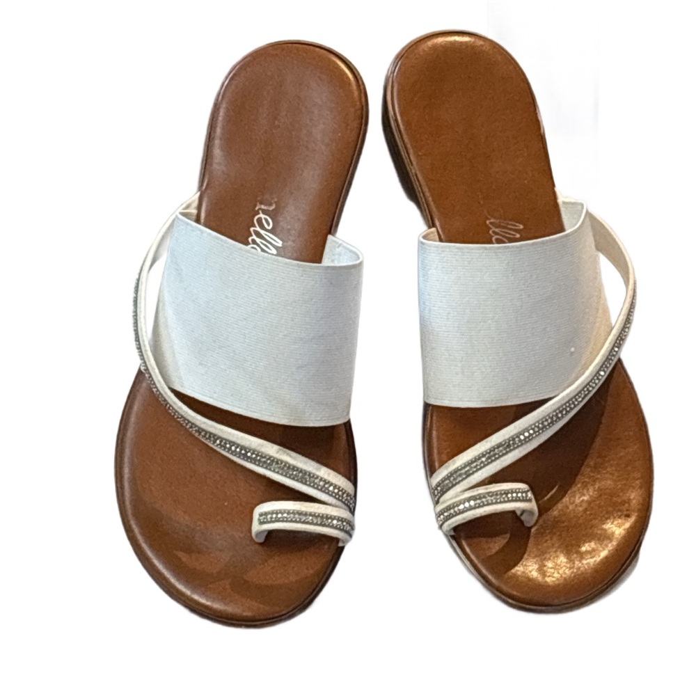 White and Brown Minimalist Sandals with Crisscross Straps